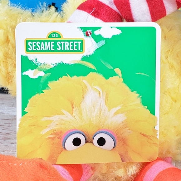 Sesame Street Dan Dee BIG BIRD 9" Backpack Clip [ 2021 ] Christmas Holiday Plush - Picture 10 of 11